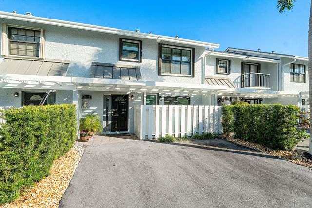 611 NE 12th Terrace 2, Boynton Beach, FL 33435