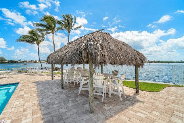 611 NE 12th Terrace 2, Boynton Beach, FL 33435