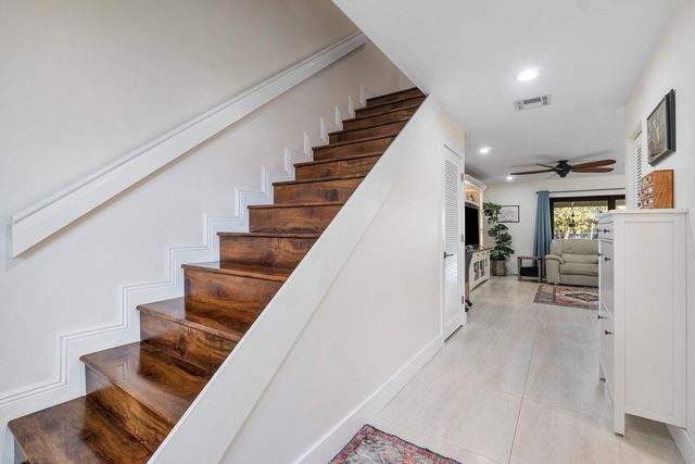 611 NE 12th Terrace 2, Boynton Beach, FL 33435