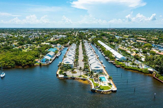 611 NE 12th Terrace 2, Boynton Beach, FL 33435