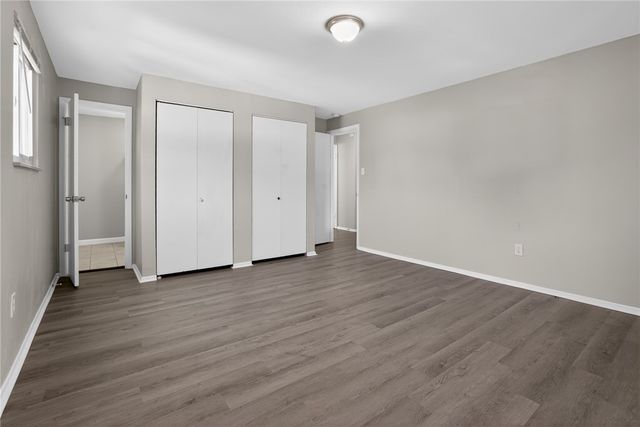 247 Golden Gate Dr, Oakmont, PA 15147