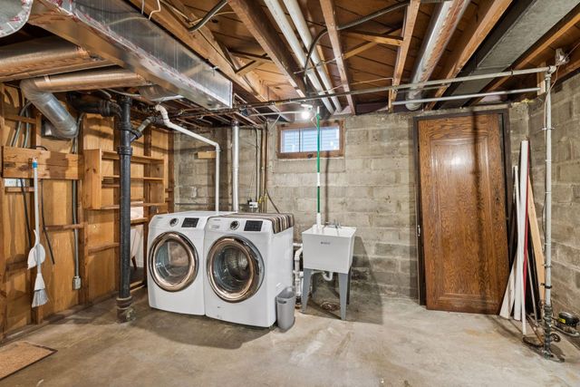 4030 39th Avenue S, Minneapolis, MN 55406