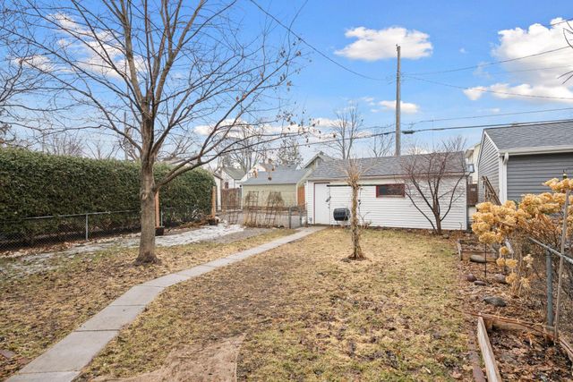 4030 39th Avenue S, Minneapolis, MN 55406