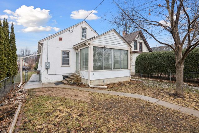 4030 39th Avenue S, Minneapolis, MN 55406