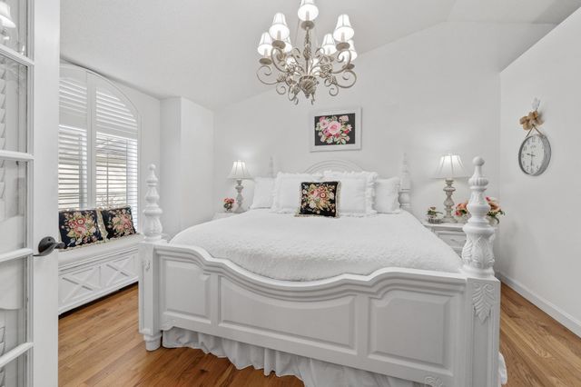 10406 W Dallas Circle, Wichita, KS 67215