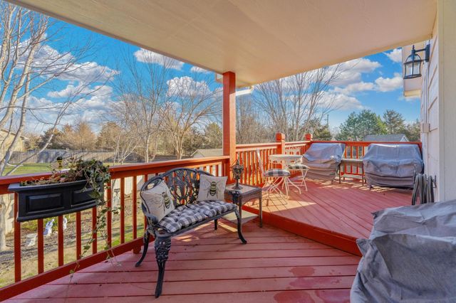 10406 W Dallas Circle, Wichita, KS 67215