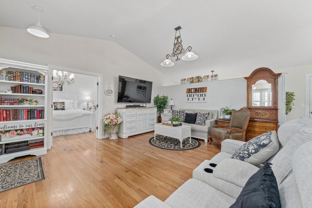 10406 W Dallas Circle, Wichita, KS 67215