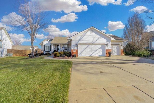 10406 W Dallas Circle, Wichita, KS 67215