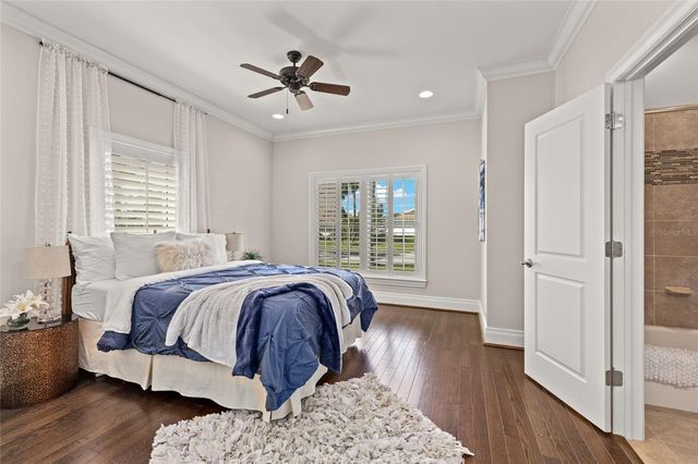 1976 KANSAS AVENUE NE, St Petersburg, FL 33703