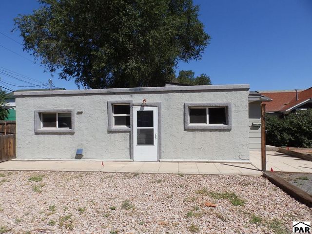 1831 Spruce St, Pueblo, CO 81004