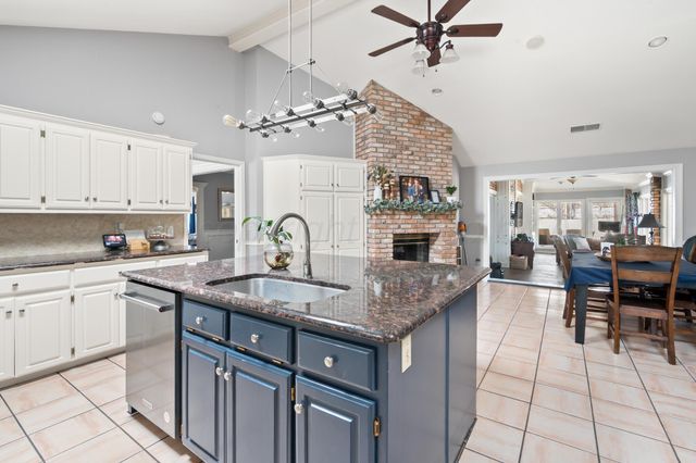 95 JYNTEEWOOD Drive, Canyon, TX 79015