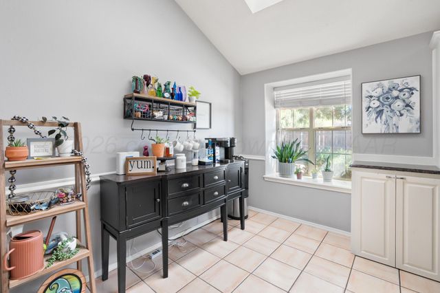 95 JYNTEEWOOD Drive, Canyon, TX 79015