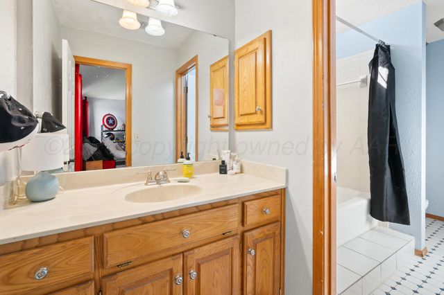 95 JYNTEEWOOD Drive, Canyon, TX 79015