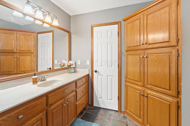 95 JYNTEEWOOD Drive, Canyon, TX 79015