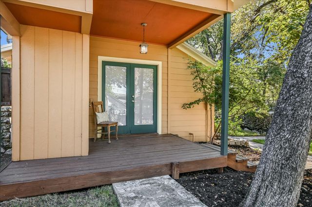 106 E 35th ST, Austin, TX 78705