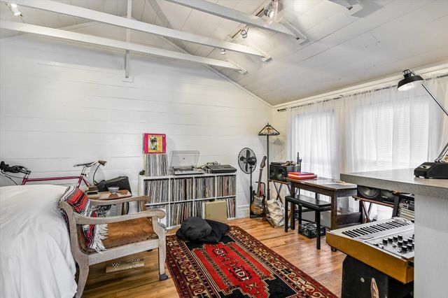 106 E 35th ST, Austin, TX 78705