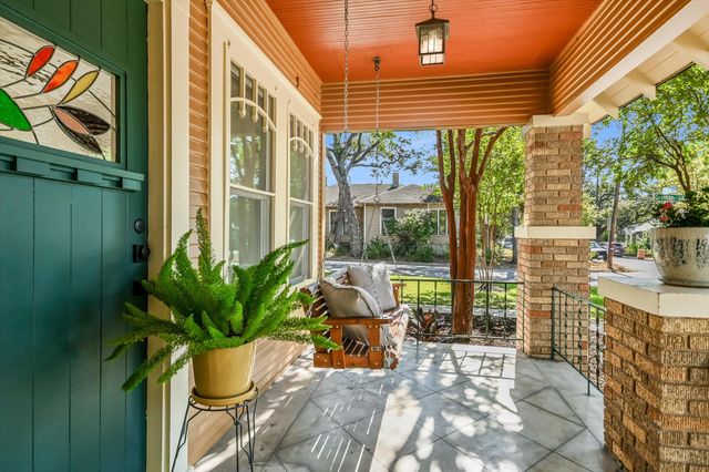 106 E 35th ST, Austin, TX 78705