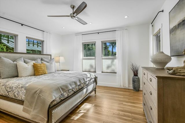 106 E 35th ST, Austin, TX 78705