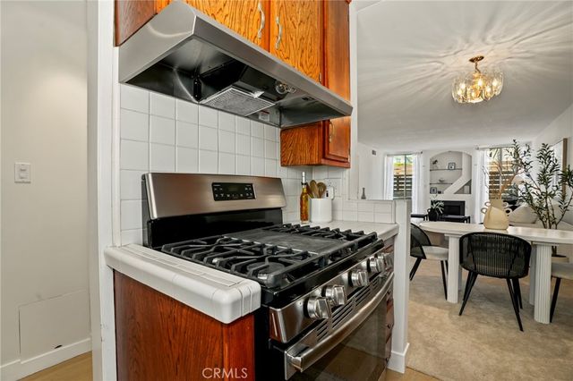 10445 Eastborne Avenue 106, Los Angeles, CA 90024
