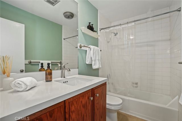 10445 Eastborne Avenue 106, Los Angeles, CA 90024