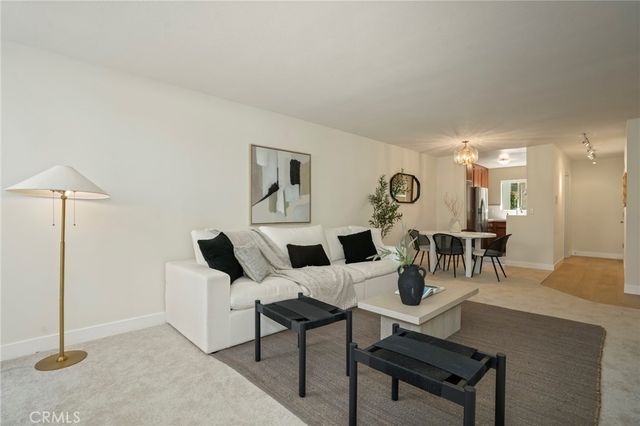 10445 Eastborne Avenue 106, Los Angeles, CA 90024