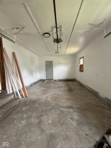 217 Ringwood Way, Anderson, IN 46013