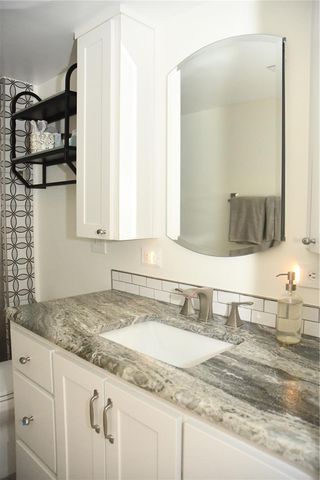 601 N MCDONALD STREET 206, Mount Dora, FL 32757