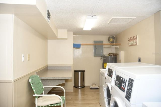 601 N MCDONALD STREET 206, Mount Dora, FL 32757