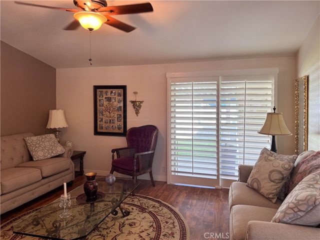 10961 Desert Lawn 433, Calimesa, CA 92320