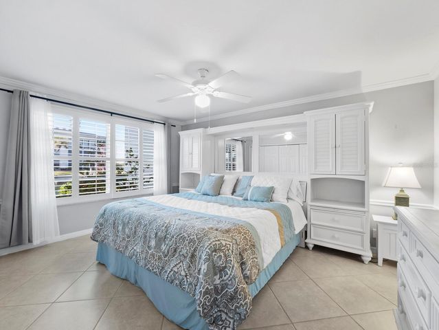 4320 FALMOUTH DRIVE 103, Longboat Key, FL 34228