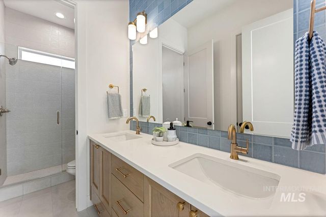 6177 E Prominence, Boise, ID 83716