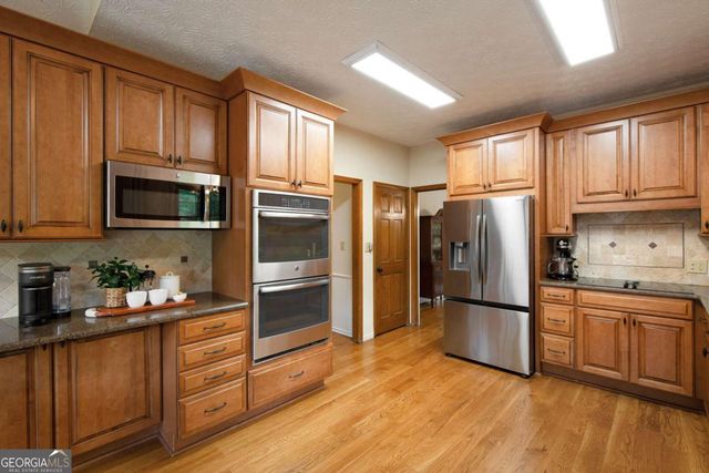 4697 Woodstone Lane, Peachtree Corners, GA 30096