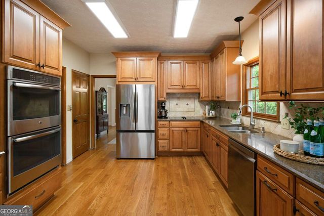 4697 Woodstone Lane, Peachtree Corners, GA 30096