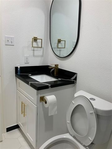 206 Doncaster Street, Conroe, TX 77303