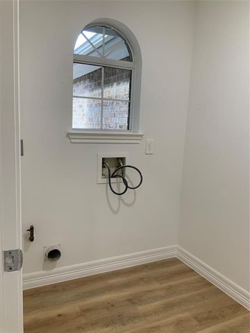 206 Doncaster Street, Conroe, TX 77303