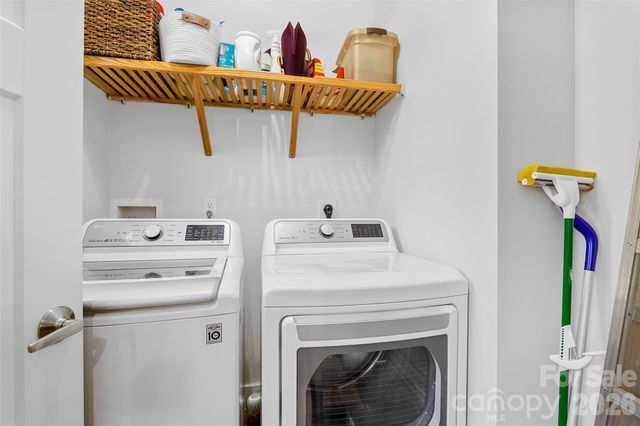 444 State Street, Asheville, NC 28806