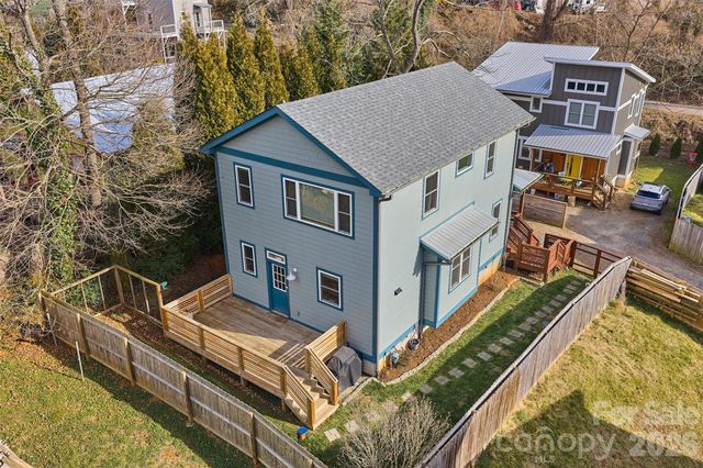 444 State Street, Asheville, NC 28806