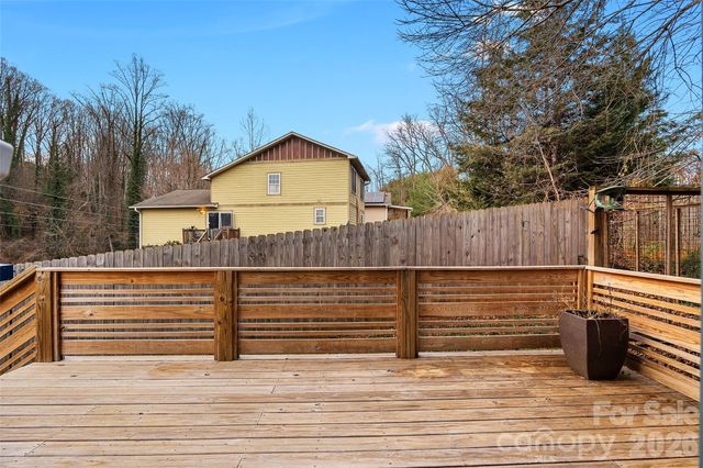 444 State Street, Asheville, NC 28806