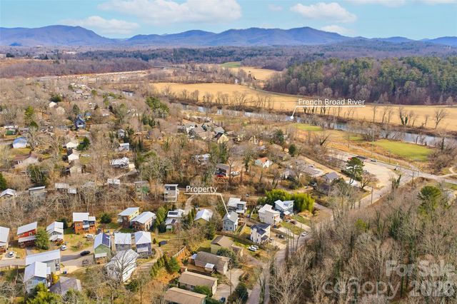 444 State Street, Asheville, NC 28806