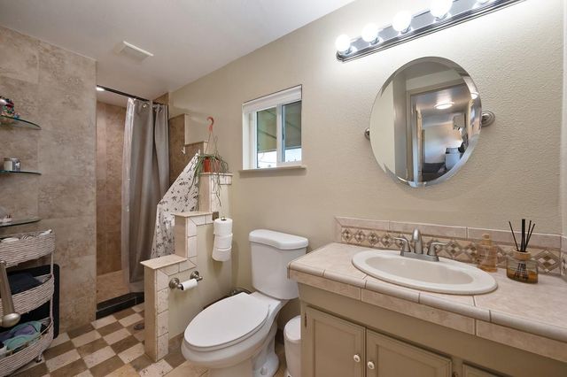 13598 Desperado Dr, Penn Valley, CA 95946