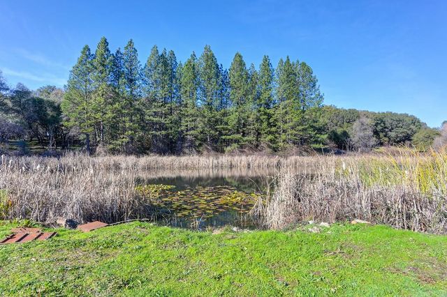 13598 Desperado Dr, Penn Valley, CA 95946