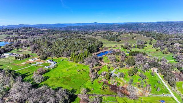 13598 Desperado Dr, Penn Valley, CA 95946