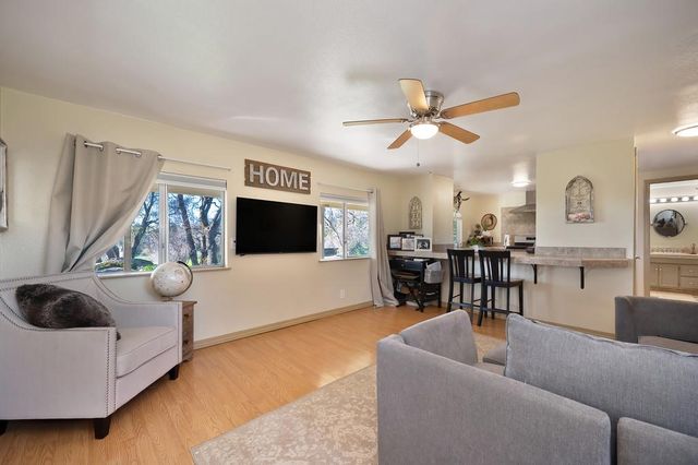 13598 Desperado Dr, Penn Valley, CA 95946