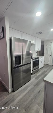 303 E SOUTH MOUNTAIN Avenue 148, Phoenix, AZ 85042