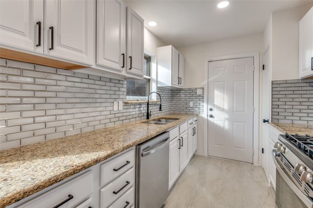 1806 Cunningham Street, Irving, TX 75062