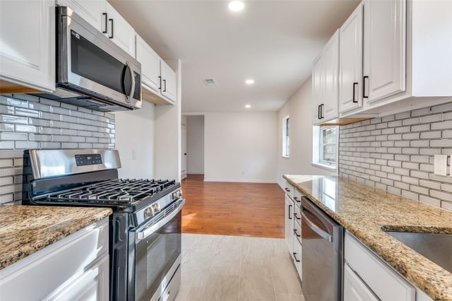 1806 Cunningham Street, Irving, TX 75062