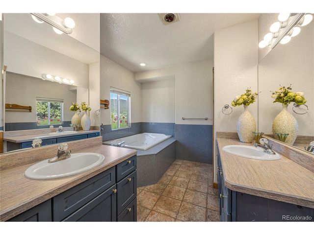 67 Aspen Ln, Black Hawk, CO 80422