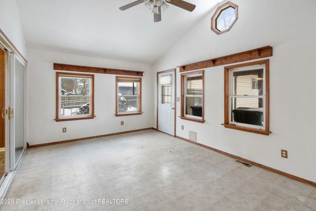 819 Maryland Avenue, Lansing, MI 48906