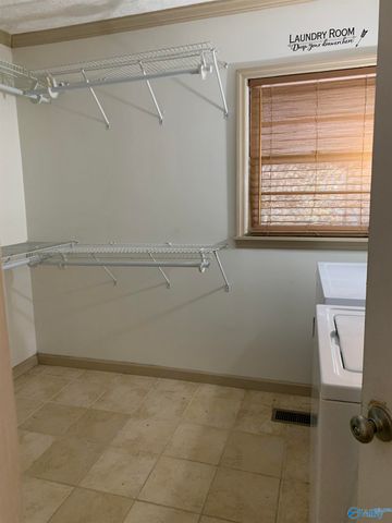 101 E 4th Avenue W, Glencoe, AL 35905