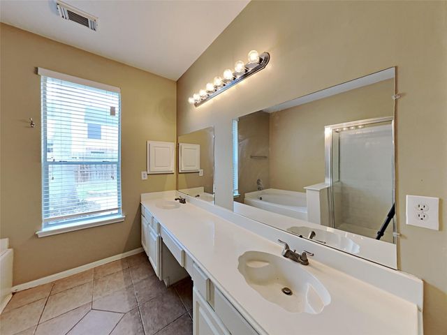 2903 Linda Drive, Pearland, TX 77584